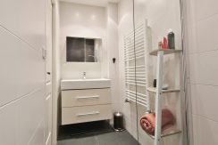 Benedenwoning met tuin @Amsterdam John Franklinstraat 45-hs Foto 07 Badkamer 01a