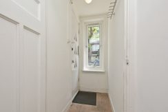 Benedenwoning met tuin @Amsterdam John Franklinstraat 45-hs Foto 12 Hal 01a