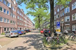 Benedenwoning met tuin @Amsterdam John Franklinstraat 45-hs Foto 28 Straatbeeld 01b
