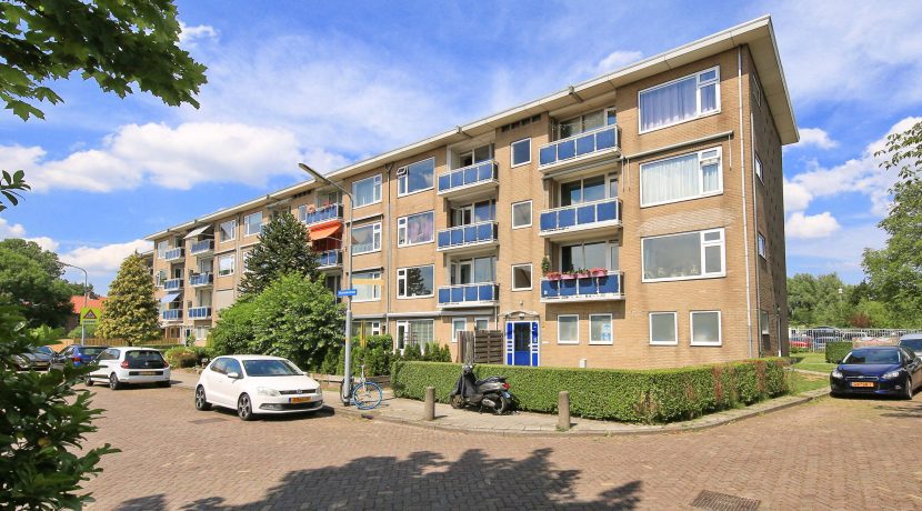 Driekamer hoekappartement @Badhoevedorp Wijnmalenstraat 55 Foto 28 Gevel 01c