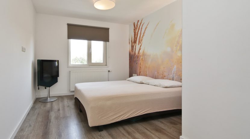 Goed verbouwde karakteristieke 2 o 1 kap in landelijk Lijnden Foto 12 Slaapkamer 02aX