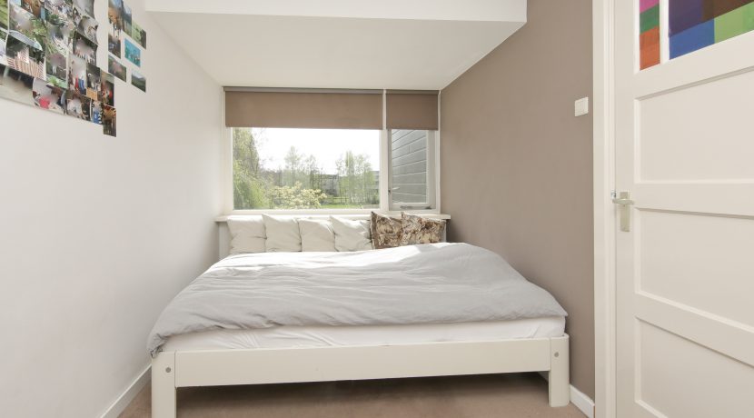 Goed verbouwde karakteristieke 2 o 1 kap in landelijk Lijnden Foto 13 Slaapkamer 03a