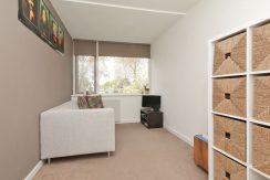 Goed verbouwde karakteristieke 2 o 1 kap in landelijk Lijnden Foto 14 Slaapkamer 04a