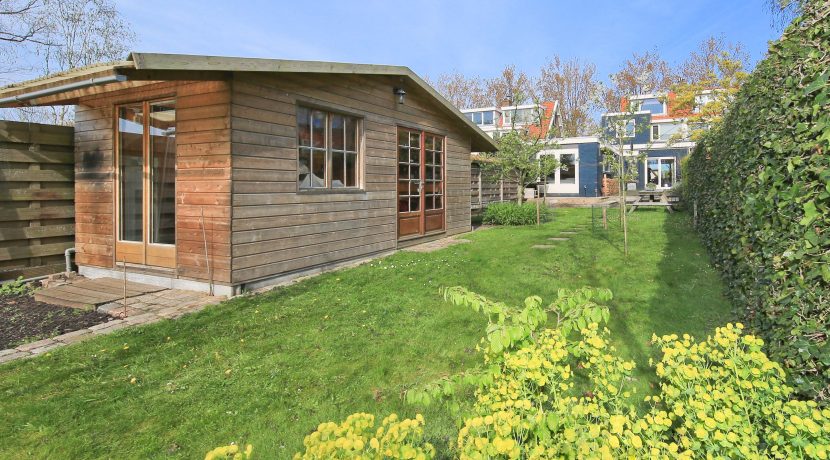 Goed verbouwde karakteristieke 2 o 1 kap in landelijk Lijnden Foto 39 Tuin 01d