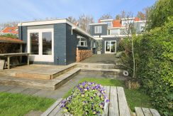 Goed verbouwde karakteristieke 2 o 1 kap in landelijk Lijnden Foto 42 Tuin 01g