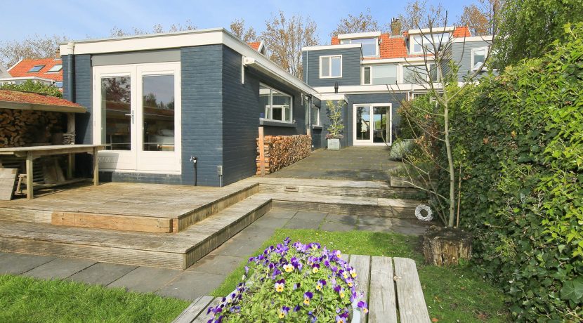 Goed verbouwde karakteristieke 2 o 1 kap in landelijk Lijnden Foto 42 Tuin 01g