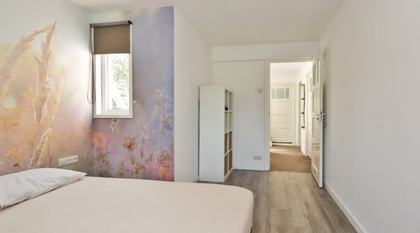 Goed verbouwde karakteristieke 2 o 1 kap in landelijk Lijnden Foto 46 Slaapkamer 02bX
