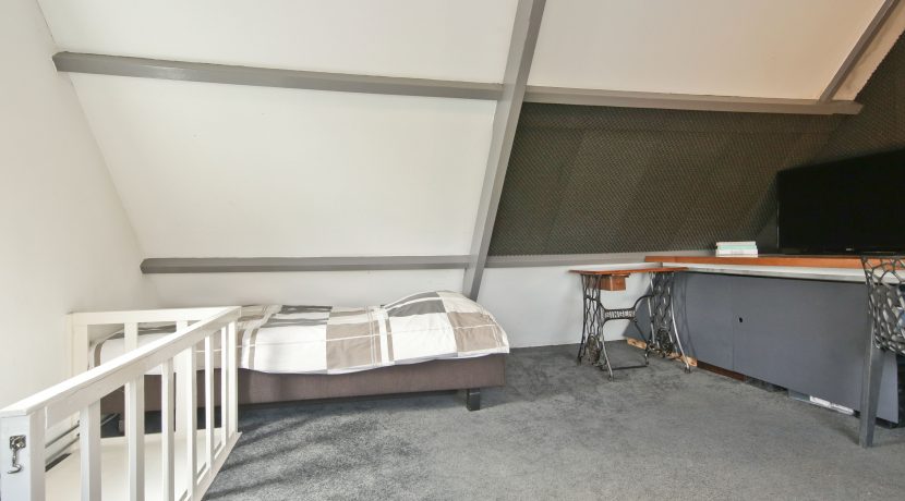 Goed verbouwde karakteristieke 2 o 1 kap in landelijk Lijnden Foto 54 kamer 05b
