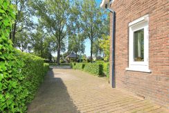 Goed verbouwde karakteristieke 2 o 1 kap in landelijk Lijnden Foto 58 Oprit 01aX