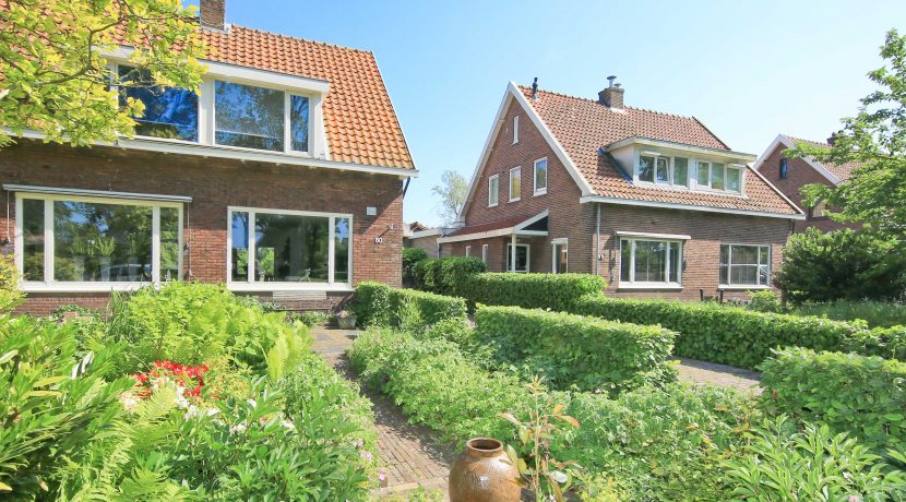 Goed verbouwde karakteristieke 2 o 1 kap in landelijk Lijnden Foto 60 Gevel 01f