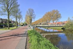 Goed verbouwde karakteristieke 2 o 1 kap in landelijk Lijnden Foto 62 Straatbeeld 01b