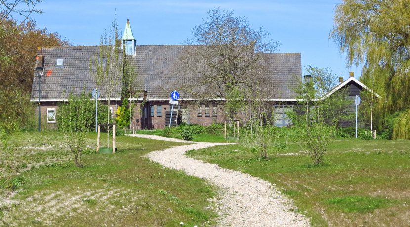 Goed verbouwde karakteristieke 2 o 1 kap in landelijk Lijnden Foto 68 Omgeveing 01e