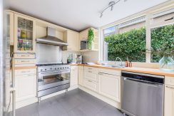 Vrijstaand wonen aan de Torricellistraat 11 @Badhoevedorp Foto 25 keuken 01b