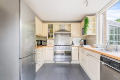 Vrijstaand wonen aan de Torricellistraat 11 @Badhoevedorp Foto 26 keuken 01c