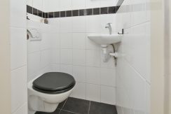 Licht appartement @Badhoevedorp Einsteinlaan 189 foto 14 toilet 01a