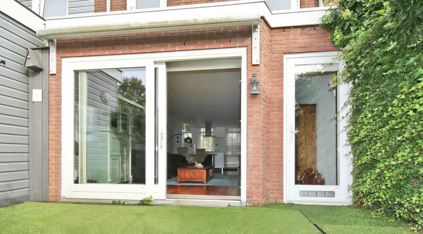 Rustig gelegen woning @Badhoevedorp Nieuwemeerdijk 115 foto 27 tuin 01d