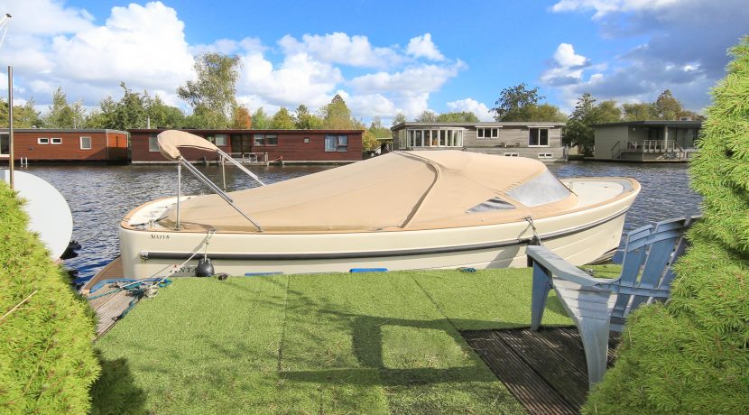 Rustig gelegen woning @Badhoevedorp Nieuwemeerdijk 115 foto 40 steiger 01a