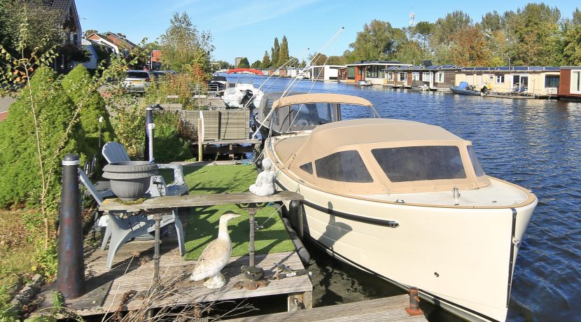 Rustig gelegen woning @Badhoevedorp Nieuwemeerdijk 115 foto 42 steiger 01c