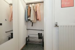 Top appartement @Badhoevedorp Meidoornweg 148 foto 12 garderobe 01a