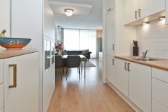 Top appartement @Badhoevedorp Meidoornweg 148 foto 14 keuken 01b