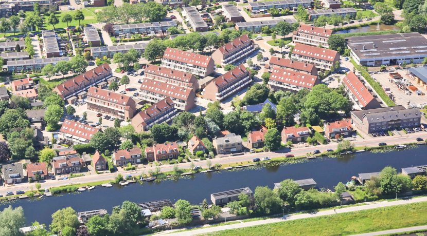 Begane grond appartement met tuin op het zuiden @Badhoevedorp Thomsonstraat 190 foto 09 luchtfoto 01a