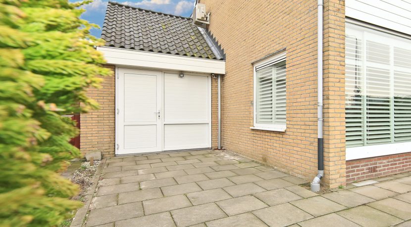 Goed verbouwde 21 kap @Badhoevedorp Zeemanlaan 37 foto 12 berging 01a