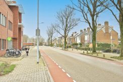 Goed verbouwde 21 kap @Badhoevedorp Zeemanlaan 37 foto 14 straatbeeld 01a