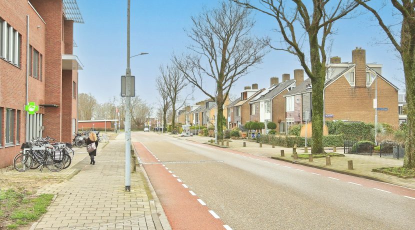 Goed verbouwde 21 kap @Badhoevedorp Zeemanlaan 37 foto 14 straatbeeld 01a