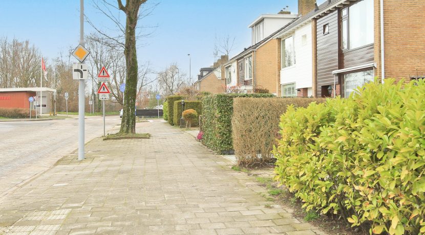 Goed verbouwde 21 kap @Badhoevedorp Zeemanlaan 37 foto 43 straatbeeld 01b