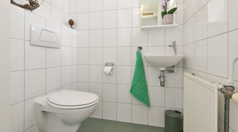 26 Badhoevelaan 25 wc 01a