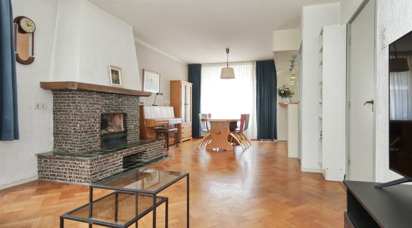 19 Generaal Snijdersplantsoen 27 woonkamer 01d