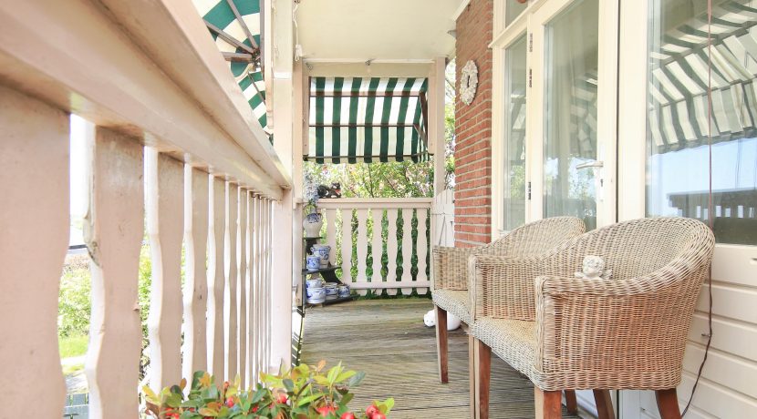 30 Lijnderdijk 259 balkon 01b