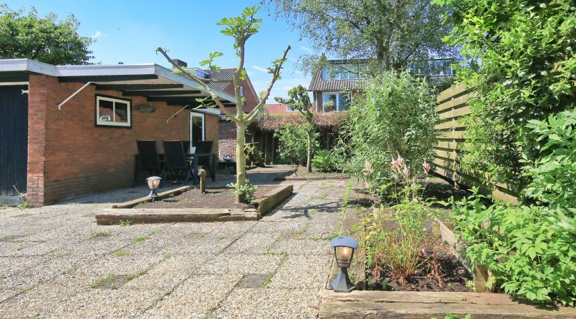 32 Generaal Snijdersplantsoen 27 tuin 01c