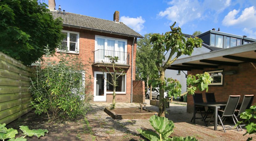 33 Generaal Snijdersplantsoen 27 tuin 01d