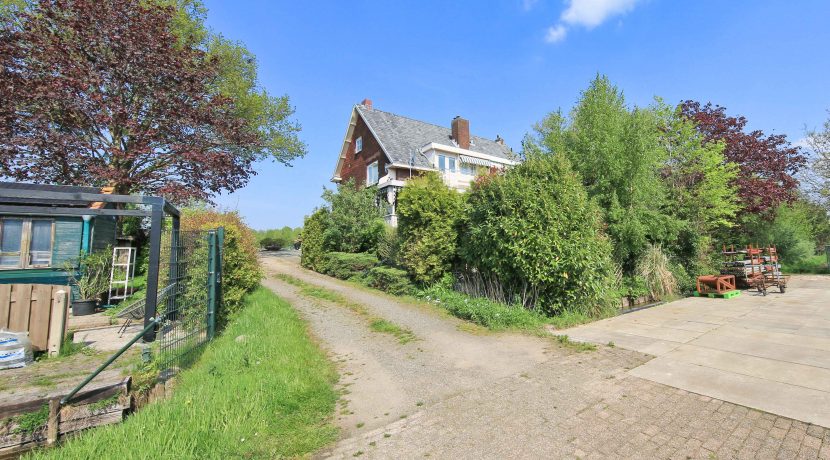 53 Lijnderdijk 259 oprit 01d
