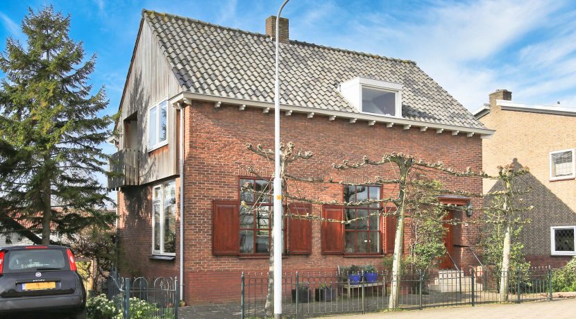 25 Nieuwemeerdijk 90 Foto voorgevel 01c
