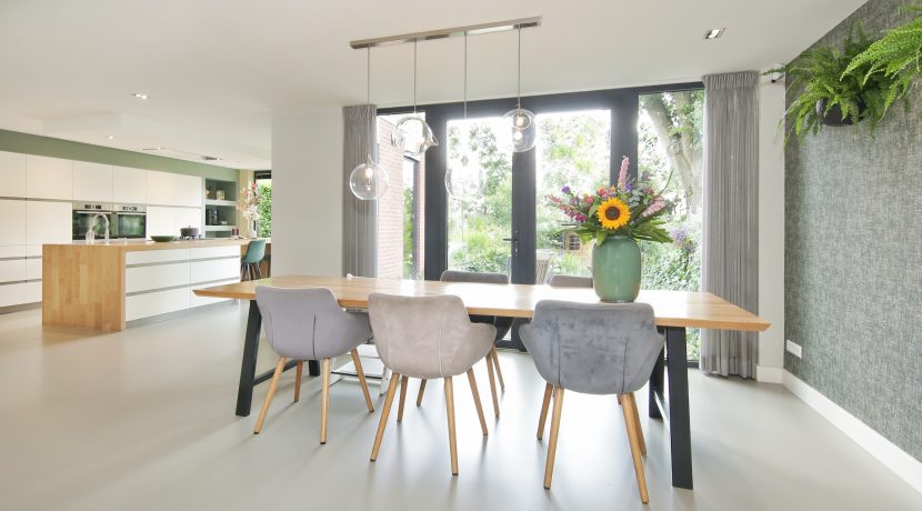 05 Hoofdweg 24 eetkamer 01a