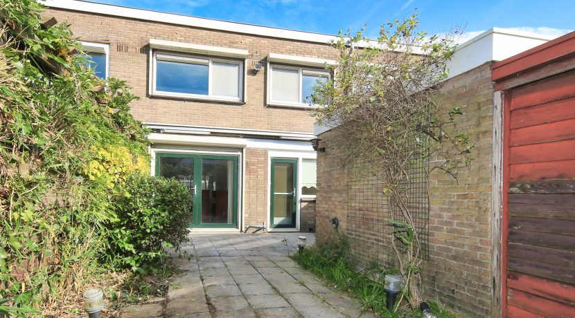 18 Larixlaan 50 Tuin 01c