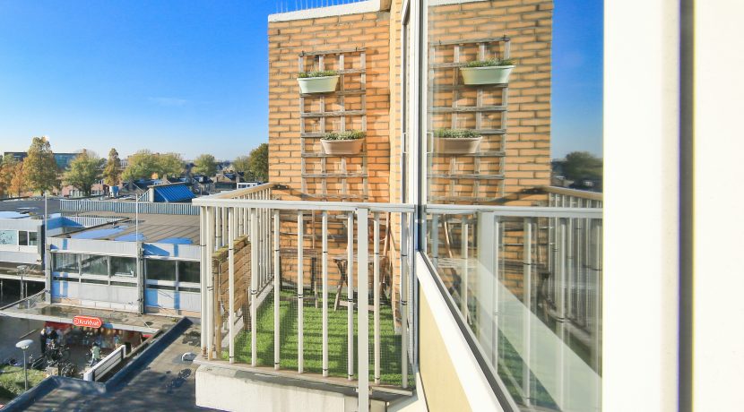 21 Lorentzplein 4 balkon 01b