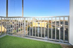 26 Lorentzplein 4 balkon 02a