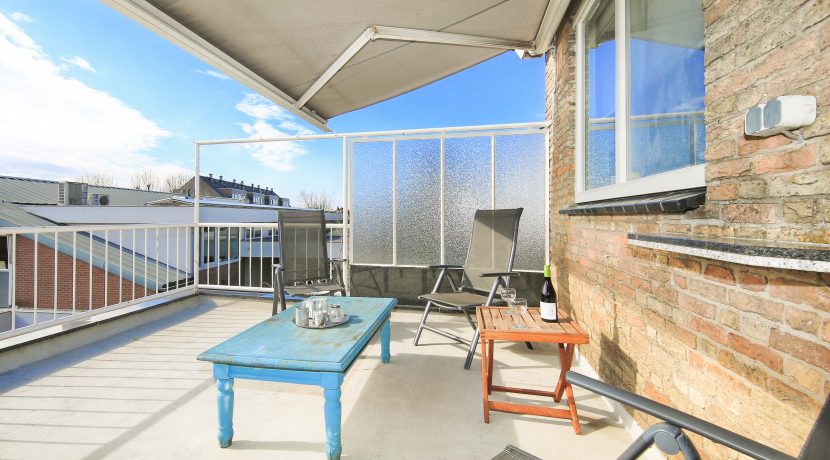 45 Terras Nieuwemeerdijk 19 terras 01d