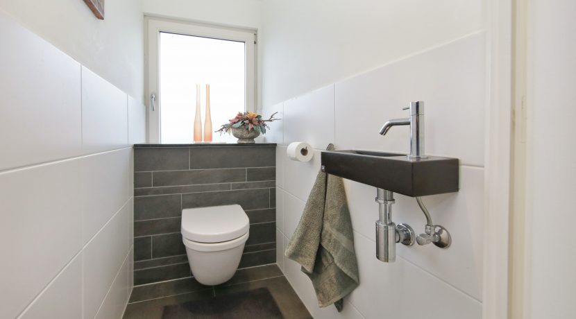 49 Toevluchtstraat 16 Toilet 02a
