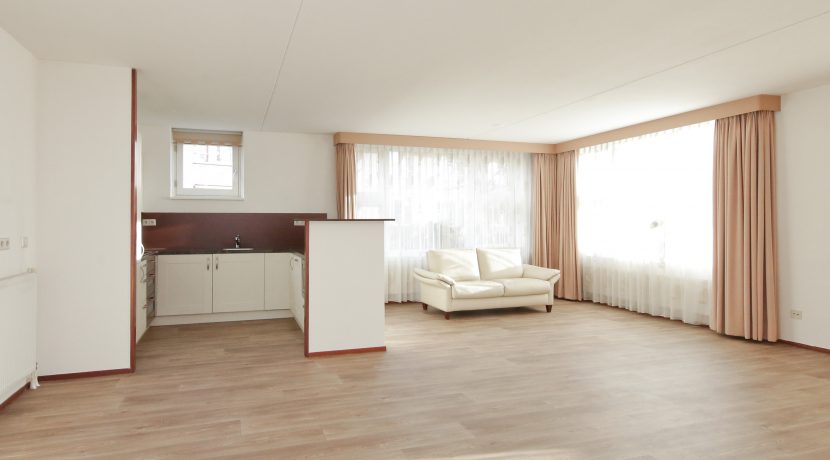 3-kamer seniorenappartement met garage Kamerlingh Onneslaan 139 Foto 16 Woonkamer 01c