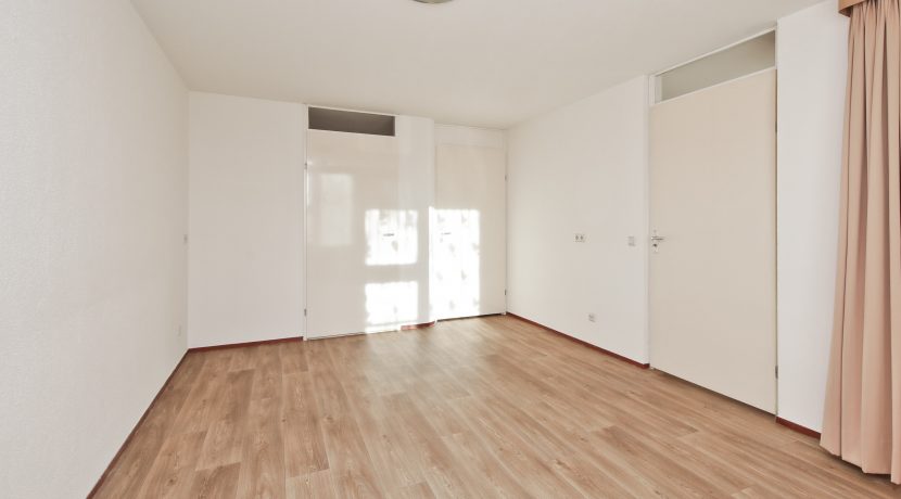 3-kamer seniorenappartement met garage Kamerlingh Onneslaan 139 Foto 25 Slaapkamer 01b