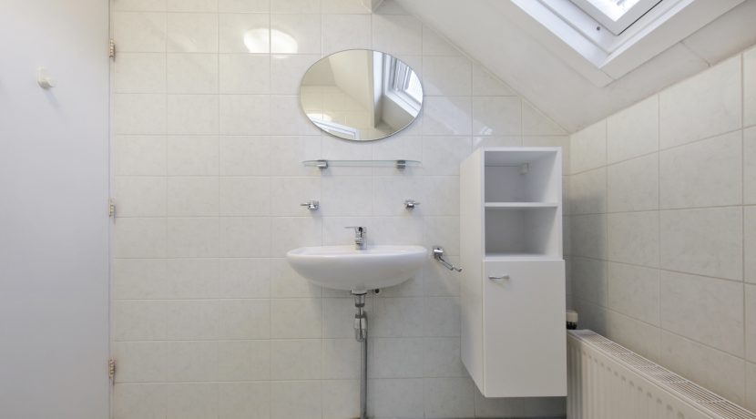 42 Sperwerstr 32 badkmr 01c