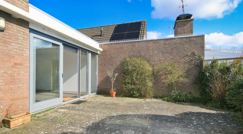19 Paulihof 18 tuin 01c