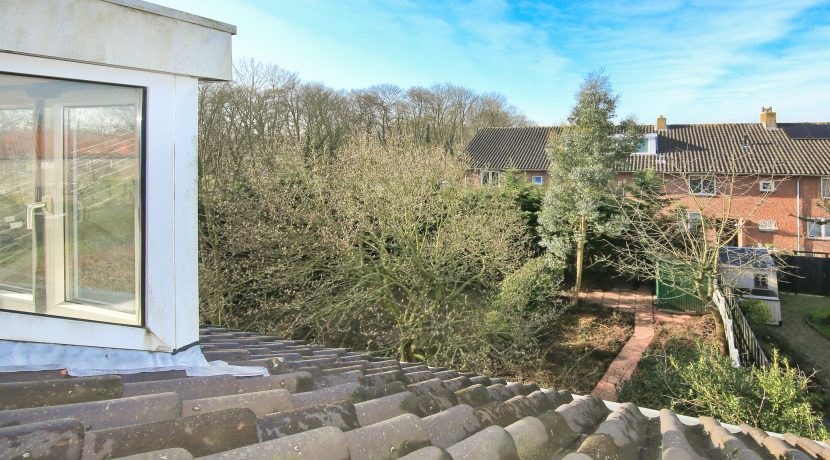 37 Olieslagersstraat 6 Zolder uitzicht