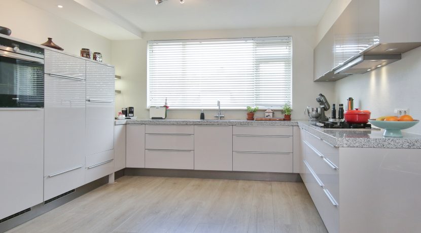 07 Maisonnette Toevluchtstraat 31 @Badhoevedorp keuken 01a