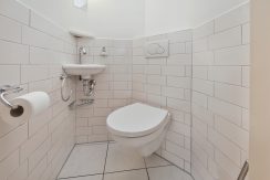 24 Keesomstr 17 toilet 01a