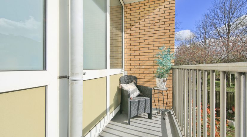 29 Marconistr 14 balkon 02b